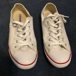 Size 10 Lowcut Converse Sneaker